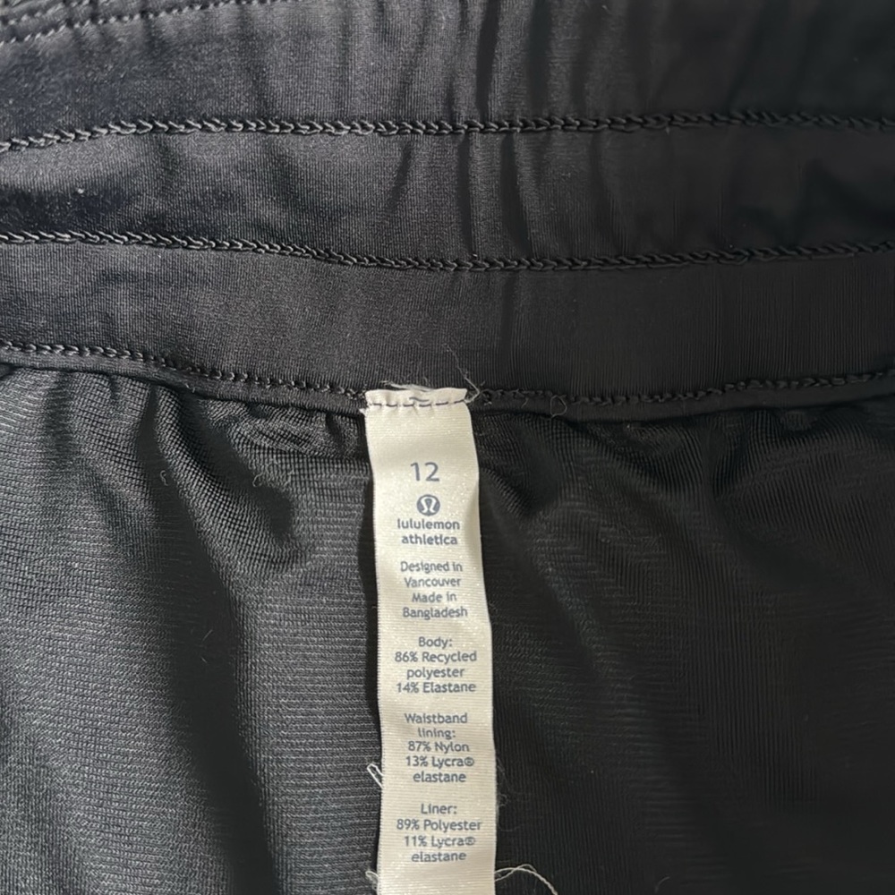 Lululemon Lined Running Shorts - image 6